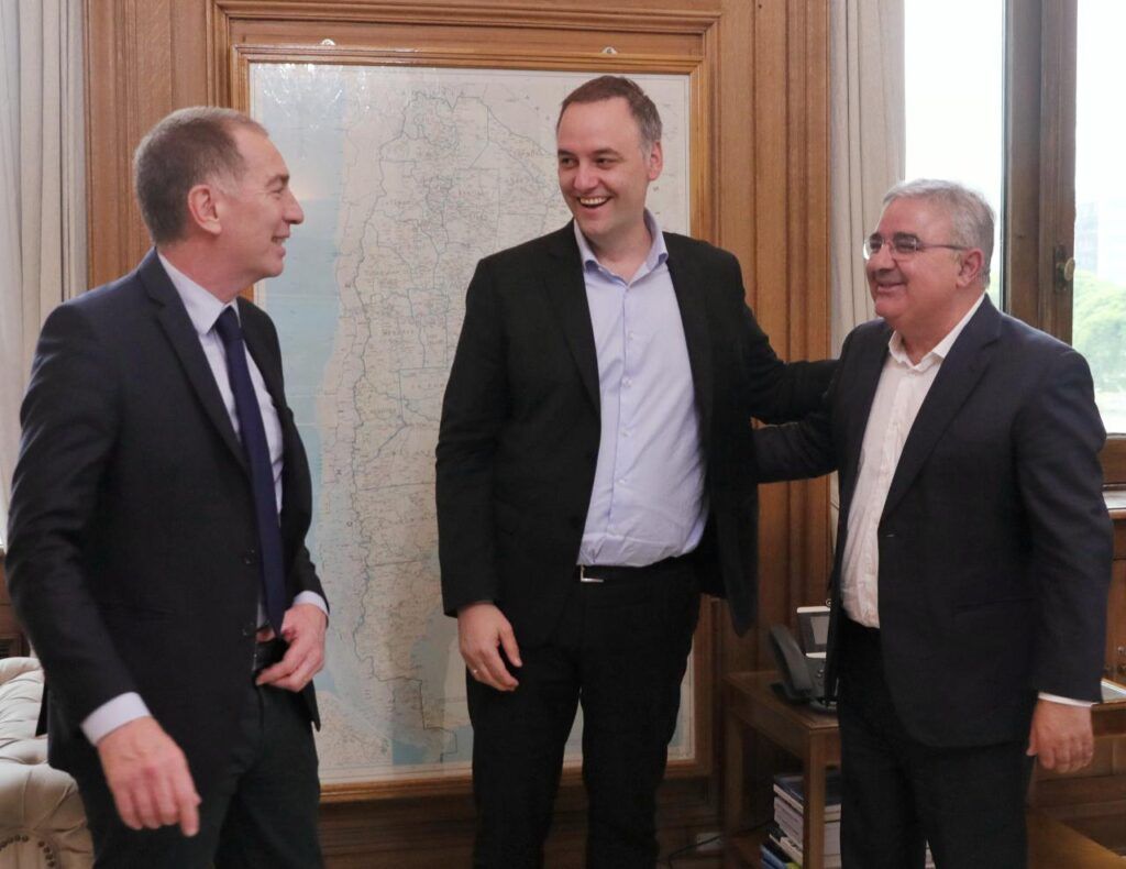 El Gobierno cierra filas y pone en marcha el operativo seducción para aprobar la reforma laboral