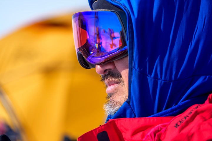 Won Sang Lee, científico jefe de la expedición de investigación al glaciar Thwaites en la Antártida, 29 de enero de 2026.  (Chang W. Lee/The New York Times)