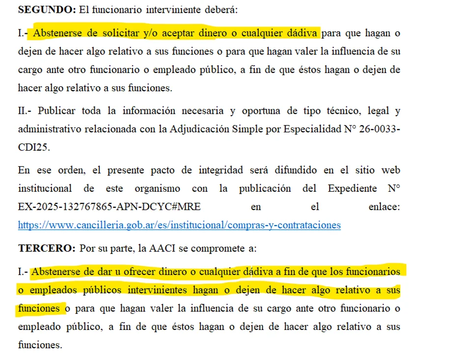 Del ajuste al favor: el ministro "motosierra" que contrató a su mujer por $114 millones 5 Del ajuste al favor: el ministro "motosierra" que contrató a su mujer por $114 millones