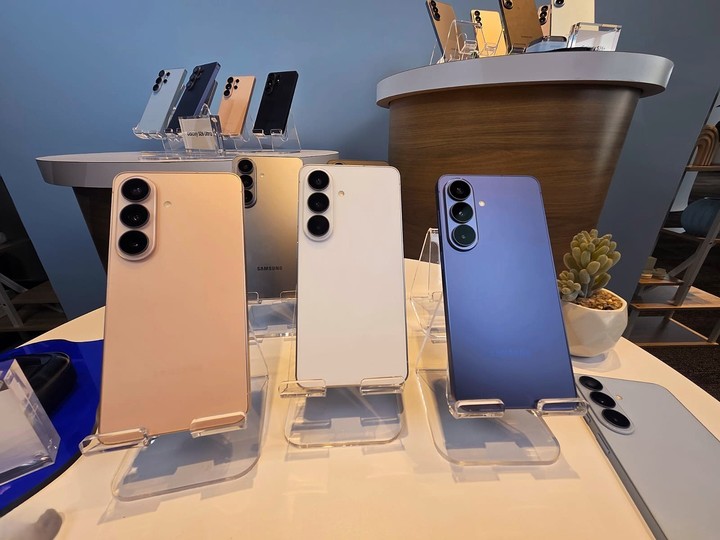 Los tres modelos de la familia S26.