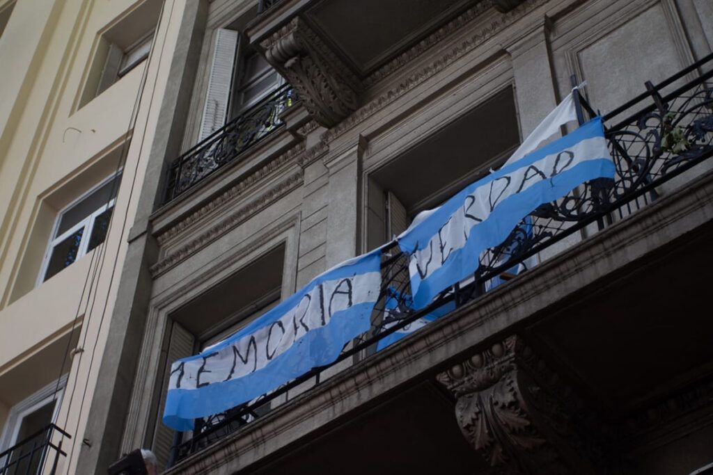 Son sin cuenta: crónica de una multitud que no va a desaparecer