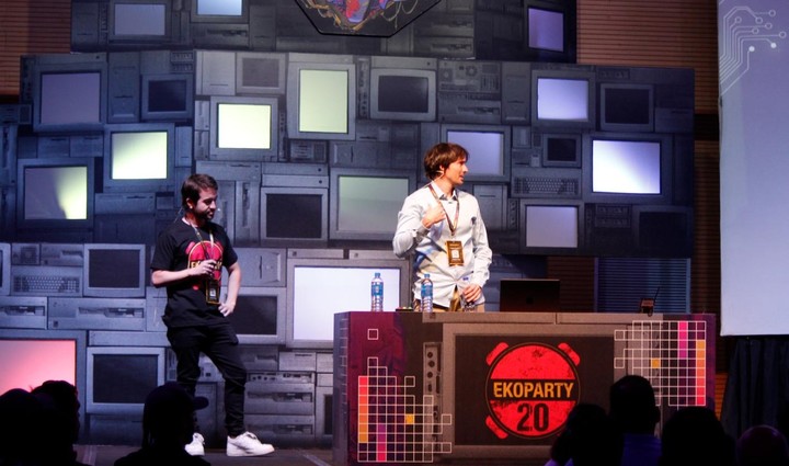 Ekoparty 2024: exponen vulnerabilidades en diversas aerolíneas. Foto: Mauro Julián Fernández