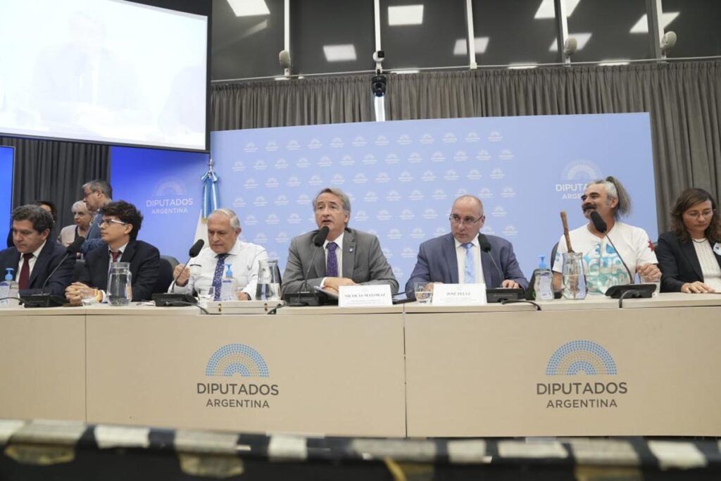 Glaciares: el gobierno apuesta al respaldo de los gobernadores para modificar la ley después de Semana Santa