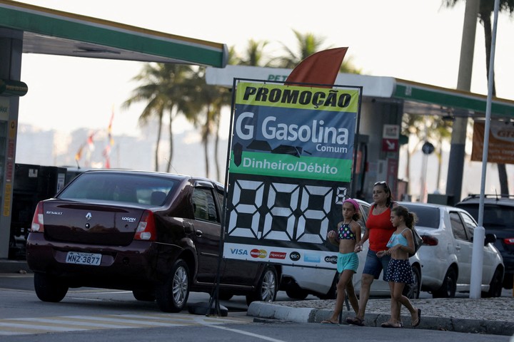 Una estación de servicio en Río de Janeiro. Foto: REUTERS 