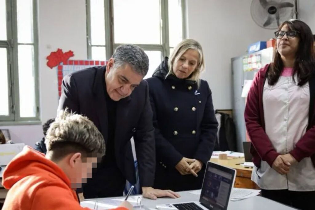 Jorge Macri grooming