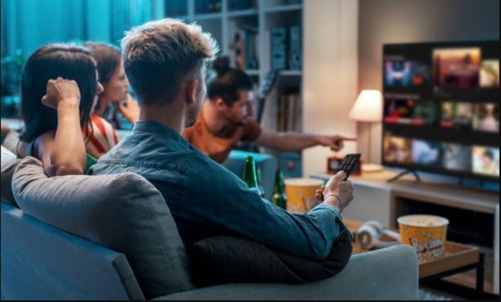 Televisión. Ver películas. Cuevana. Foto: iStock.