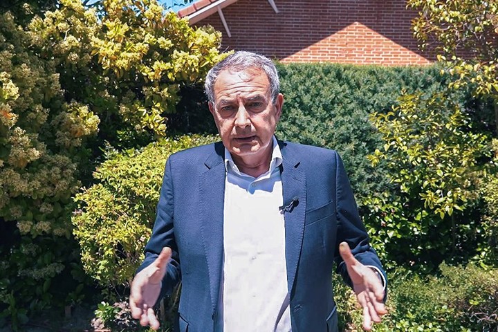 El ex presidente José Luis Rodríguez Zapatero defendió su inocencia en un video. Captura EFE.