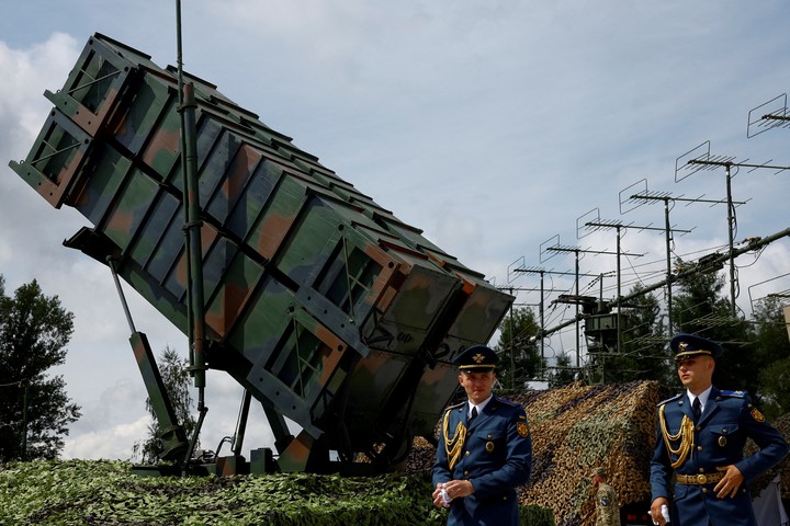 Un sistema de defensa aérea Patriot, en Ucrania. Foto Reuters