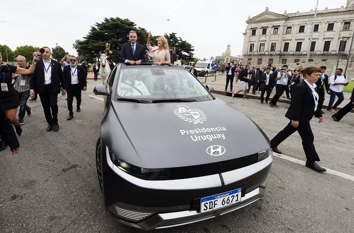 La camioneta Hyundai que trasportó a Orsi en la jura presidencial quedó bajó sospecha también.