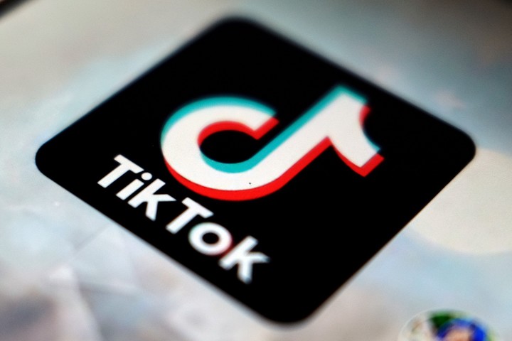 TikTok, la red social más popular entre los jóvenes. (AP Photo)