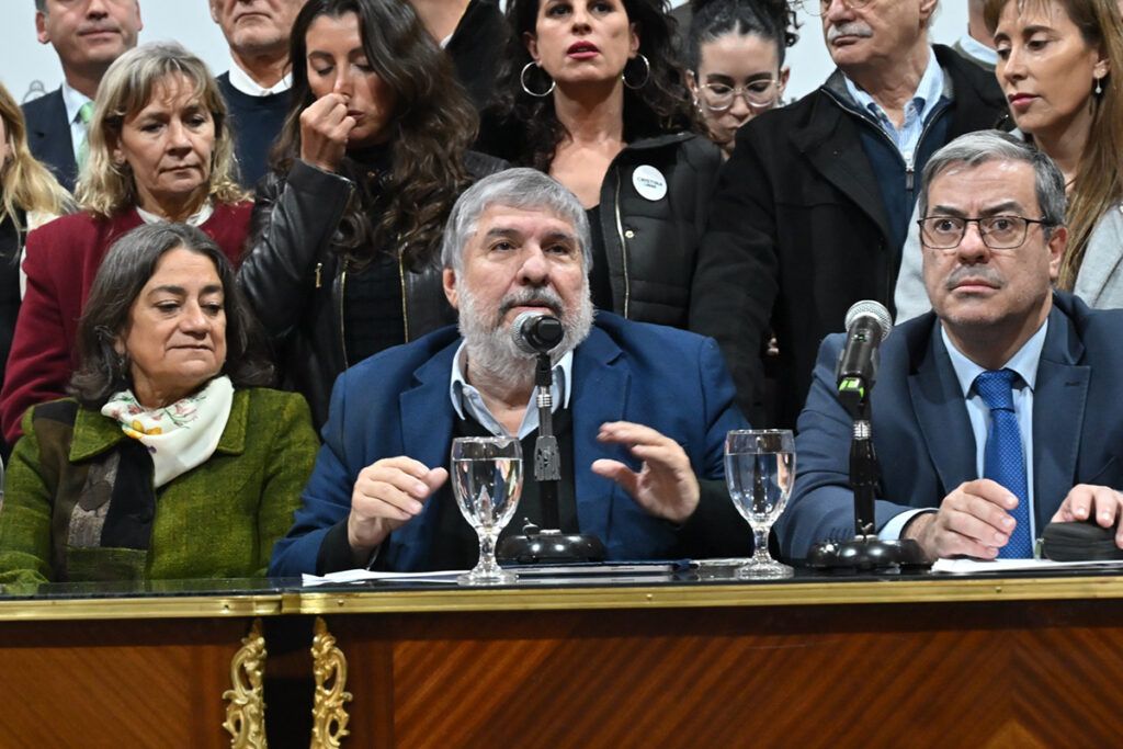 Senadores y diputados pidieron por la libertad de Cristina en el Congreso 2 Senadores y diputados pidieron por la libertad de Cristina en el Congreso