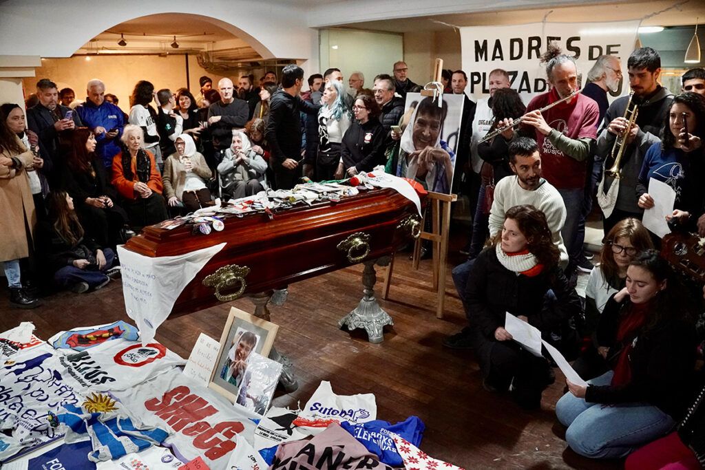 Taty presente: miles de personas despiden a la histórica Madre de Plaza de Mayo