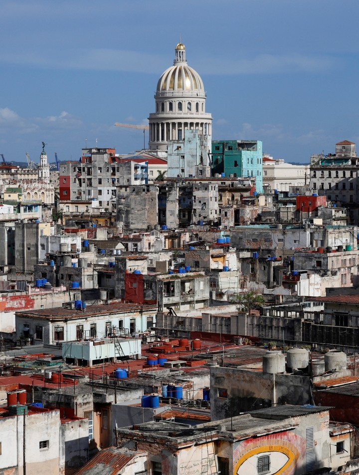 El parlamento cubano aprobó una reforma liberal, el mayor cambio económico desde la Revolución. Foto: Reuters/Norlys Perez