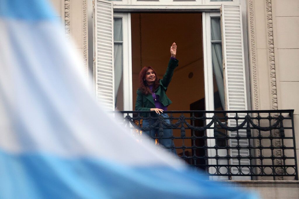 Máximo Kirchner: “Vamos a hacer todo lo posible para que Cristina pueda competir”