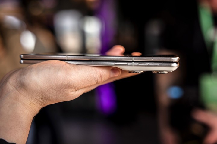 El teléfono es una herramienta muy útil, pero también un vector de ataque omnipresente. Foto: Bloomberg