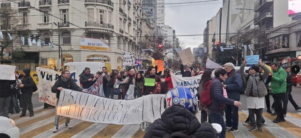 Reforma educativa PRO: advierten que en los próximos días muchos docentes pasarán a disponibilidad