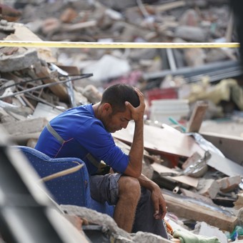 Escombros y desolación: las impactantes imágenes que dejó el terremoto en Colombia