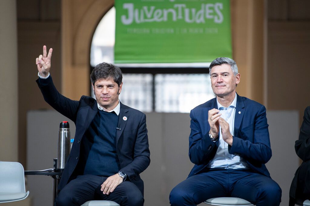Kicillof cerró encuentro federal de jóvenes en La Plata: críticas a Milei y llamado a "disputar el futuro" 2 Kicillof cerró encuentro federal de jóvenes en La Plata: críticas a Milei y llamado a "disputar el futuro"