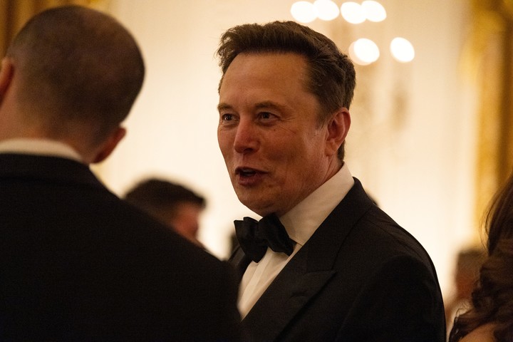 Elon Musk en la cena. Foto: EFE