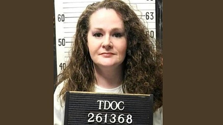 Christa Gail Pike, única mujer condenada a muerte en Tennessee. Estados Unidos, por el crimen de Colleen Slemmer.