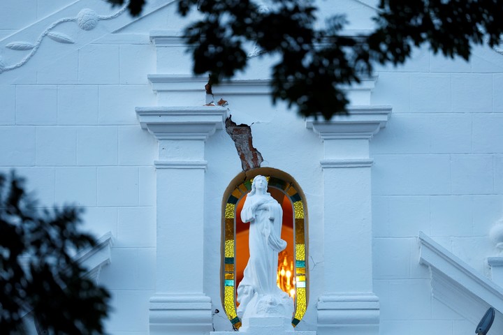 La Catedral San Juan Bautista, afectada en Penonomé (Panamá). Foto EFE