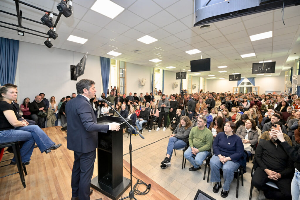 Kicillof presentó el Plan de Salud Mental y culpó al modelo de Milei por “generar cada vez más angustia y padecimientos”