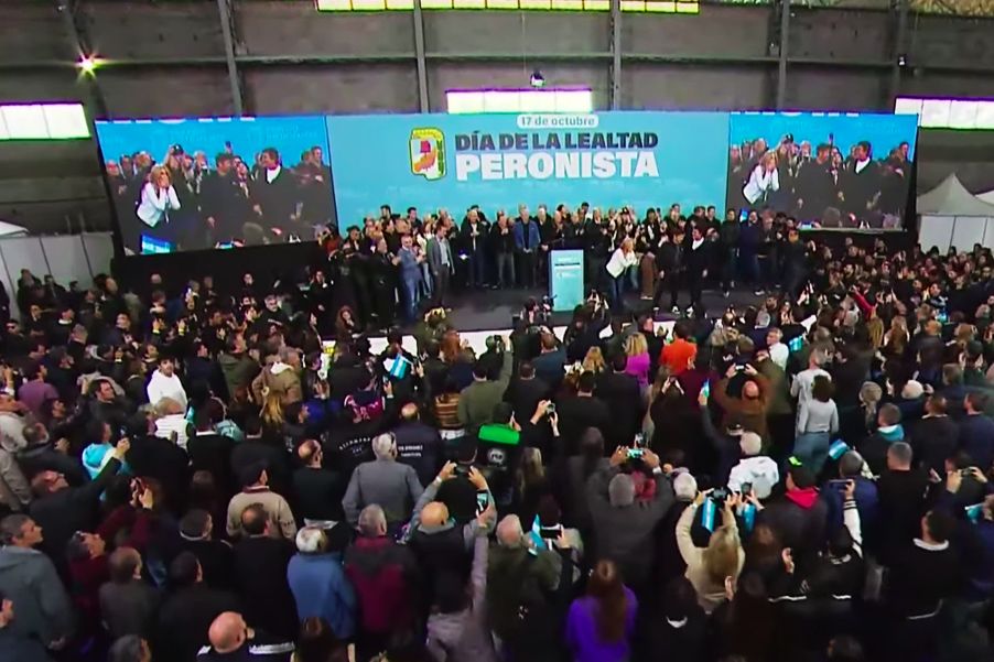 Kicillof en el Día de la Lealtad: “Cuenten conmigo para asumir las responsabilidades que haya que asumir”